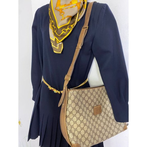 GUCCI Vintage Monogram Crossbody/ Shoulder Bag - Picture 8 of 16